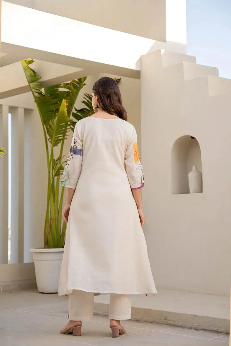 A-LINE FLORAL & ABSTRACT PRINT COTTON KURTA WITH STRAIGHT PANTS - CASUAL WEAR SET